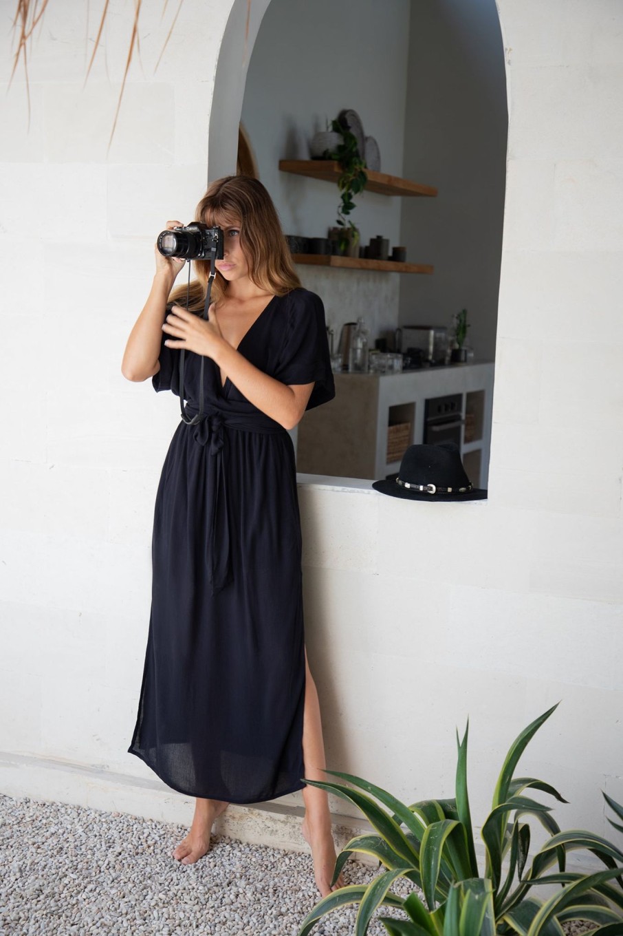 Women Hazel & Folk Bridesmaid | Melody Maxi Dress|Black